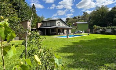 Espectacular casa de 4 dormitorios a la venta en Ibarlucea