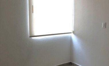 SE VENDE  BONITA CASA  EN COLINA ESMERALDA