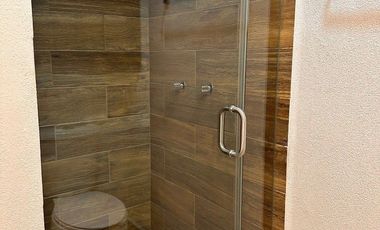 RENTO CASA EN COLINA ESMERALDA  $23,000