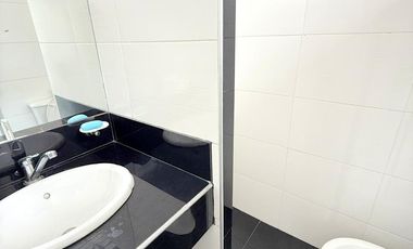 DEPOSITO INDUSTRIA GALPON ZONA INDUSTRIAL  DE MARTINEZ PRIMER PISO POR ESCALERA