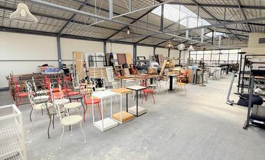 DEPOSITO INDUSTRIA GALPON ZONA INDUSTRIAL  DE MARTINEZ PRIMER PISO POR ESCALERA