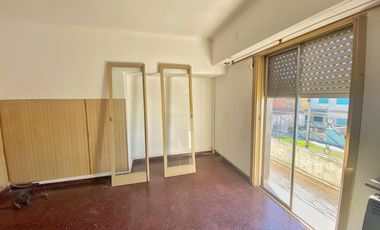 VENTA PH DEPARTAMENTO 3 AMB BALCÓN TERRAZA VALENTIN ALSINA LANUS