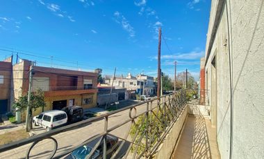 VENTA PH DEPARTAMENTO 3 AMB BALCÓN TERRAZA VALENTIN ALSINA LANUS