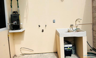 CASA EN RENTA EN ZONA SEGURA Y A 7 MINUTOS DEL CENTRO