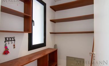 Casa en Venta 4 Dorms en Suite sobre la laguna con pileta en Pilará