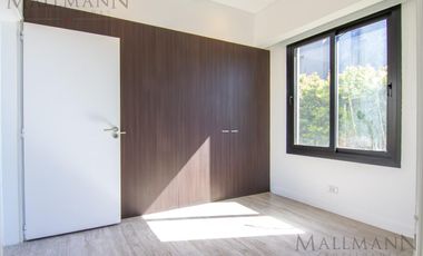 Casa en Venta 4 Dorms en Suite sobre la laguna con pileta en Pilará