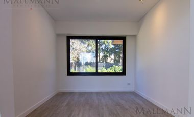 Casa en Venta 4 Dorms en Suite sobre la laguna con pileta en Pilará