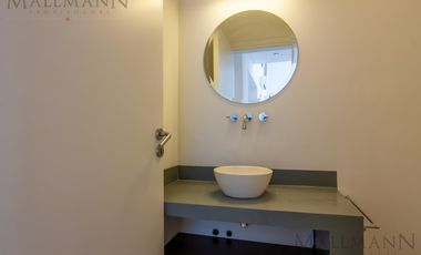 Casa en Venta 4 Dorms en Suite sobre la laguna con pileta en Pilará