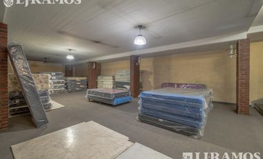 Local en  Lomas de Zamora