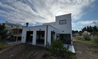CASA, VENTA, COSTA ESMERALDA, SENDEROS IV, LOTE AL 200, 5 AMBIENTES