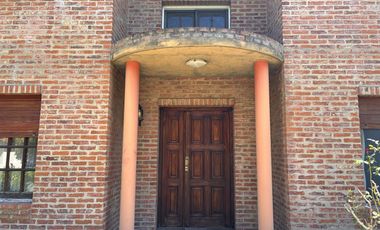 Casa en Venta de 4 ambientes en Ingeniero Maschwitz Village