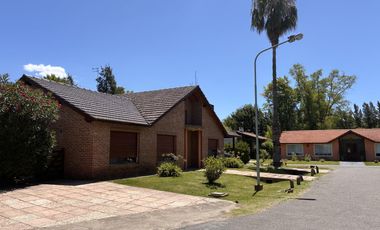 Casa en Venta de 4 ambientes en Ingeniero Maschwitz Village