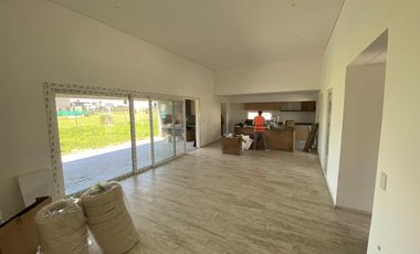 Casa en Barrio San Simón, Canning