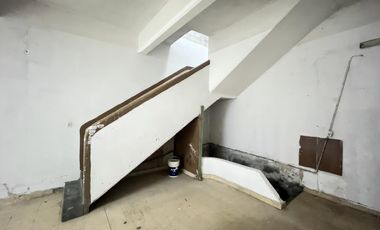 Local en Mart.-Santa Fe/Fleming