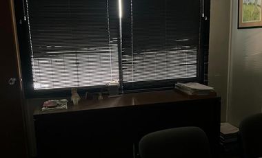 Oficina en primer piso por escelara en excelente ubicación