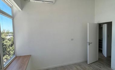 Departamento en alquiler 3 ambientes - Delta Center - Tigre - C301b
