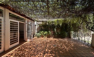 Casa en venta 4 dormitorios con piscina Fisherton-Rosario