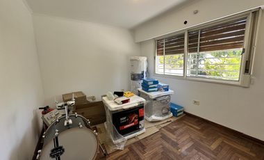 Casa en venta 4 dormitorios con piscina Fisherton-Rosario