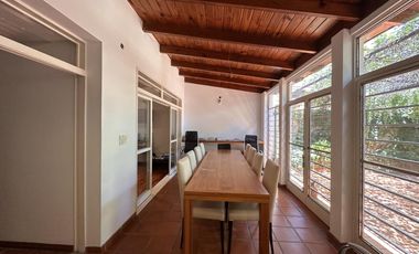 Casa en venta 4 dormitorios con piscina Fisherton-Rosario