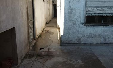 Casa a reciclar lote Wilde centro ideal inversor