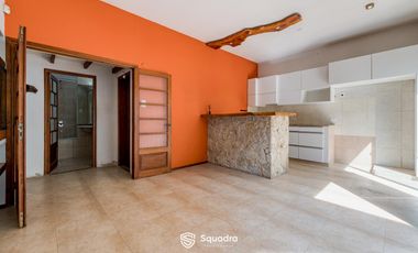 Casa de 2 dormitorios con Patio, Quincho y Cochera