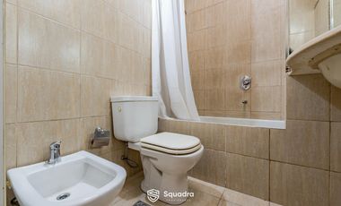 Casa de 2 dormitorios con Patio, Quincho y Cochera