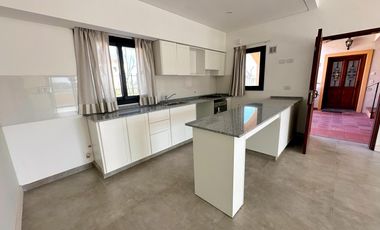 VENTA CASA LA PROVIDENCIA PUEBLO MEDITERRANEO