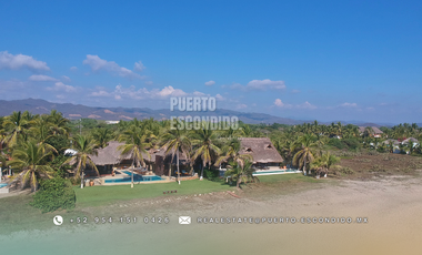 Residencia Frente al Mar de Lujo en Costa Cumaná