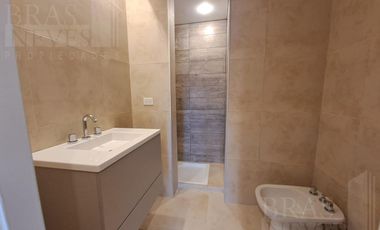 A ESTRENAR !! 3 amb. // SUITE// COCHERA // PARRILLA *  A 6 CUADRAS DE MAIPU