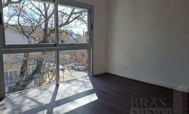 A ESTRENAR !! 3 amb. // SUITE// COCHERA // PARRILLA *  A 6 CUADRAS DE MAIPU