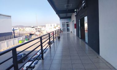 LOCAL EN RENTA EN JURIQUILLA