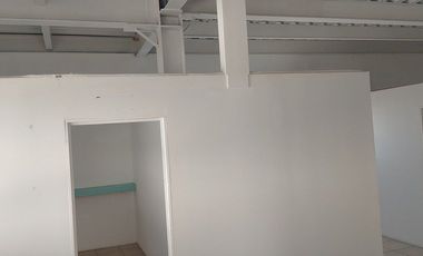 LOCAL EN RENTA EN JURIQUILLA