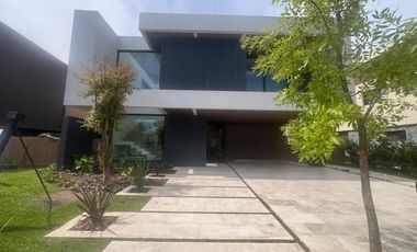 Casa en venta en el Yacht, Nordelta