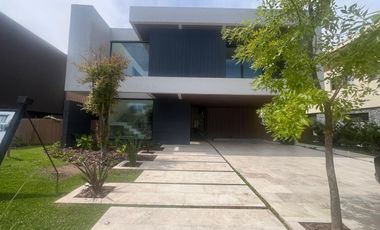 Casa en venta en el Yacht, Nordelta