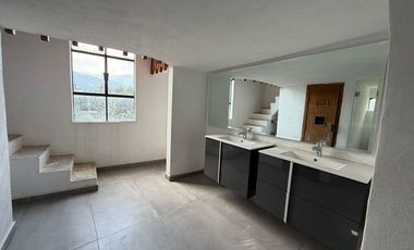 Casa  en renta en Pedregal de San Nicolás