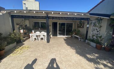 Casa - Temperley Oeste