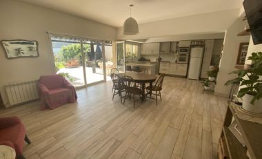 Casa - Temperley Oeste