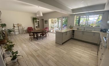 Casa - Temperley Oeste