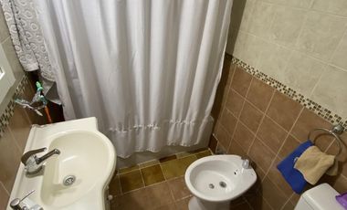 Departamento de 3 ambientes con cochera