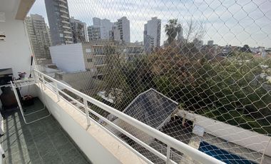 Departamento de 3 ambientes con cochera