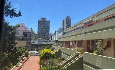 Departamento en Alquiler en Villa Ballester- 3 ambientes Amplios.