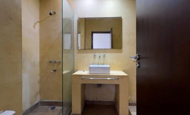 Venta Casa de Dos Dormitorios. Piscina, Funes