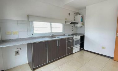Alquiler de departamento de dos ambientes-Moron