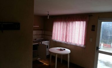 Local con vivienda en excelente ubicacion!