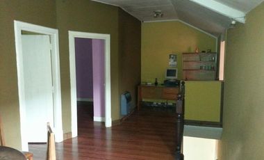 Local con vivienda en excelente ubicacion!