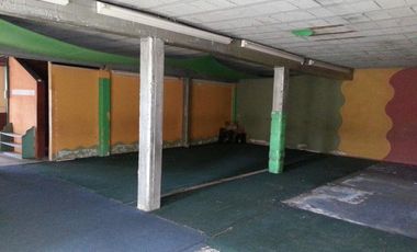 Local con vivienda en excelente ubicacion!