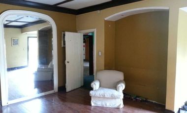 Local con vivienda en excelente ubicacion!