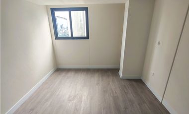 FLAT DE ESTRENO 1 DORM, CERCA AL CENTRO FINANCIERO.
