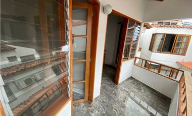 SE ARRIENDA CASA AMOBLADA CERCA DE LA PLAYA, RODADERO