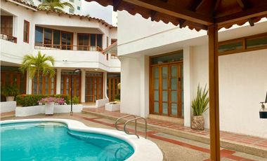 SE ARRIENDA CASA AMOBLADA CERCA DE LA PLAYA, RODADERO